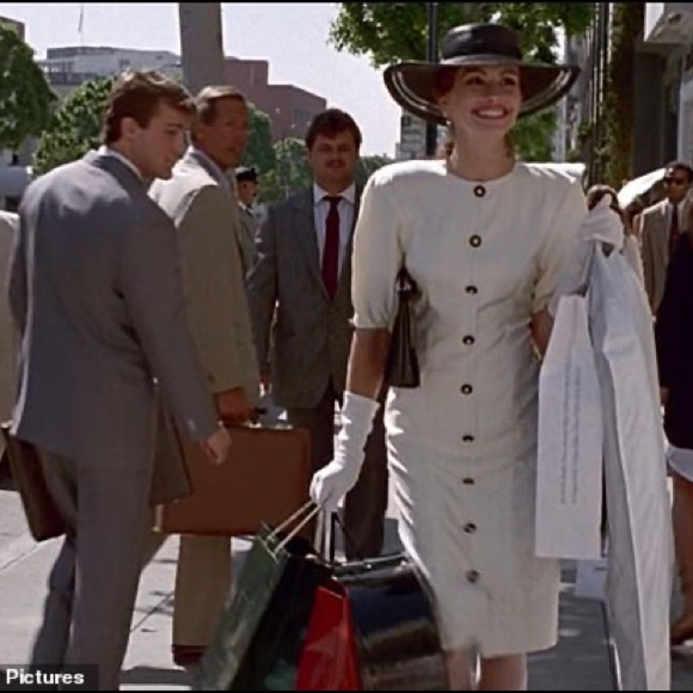 Meet your Posher, Shopaholic